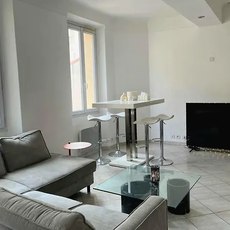 Апартаменты Cosy In Канны